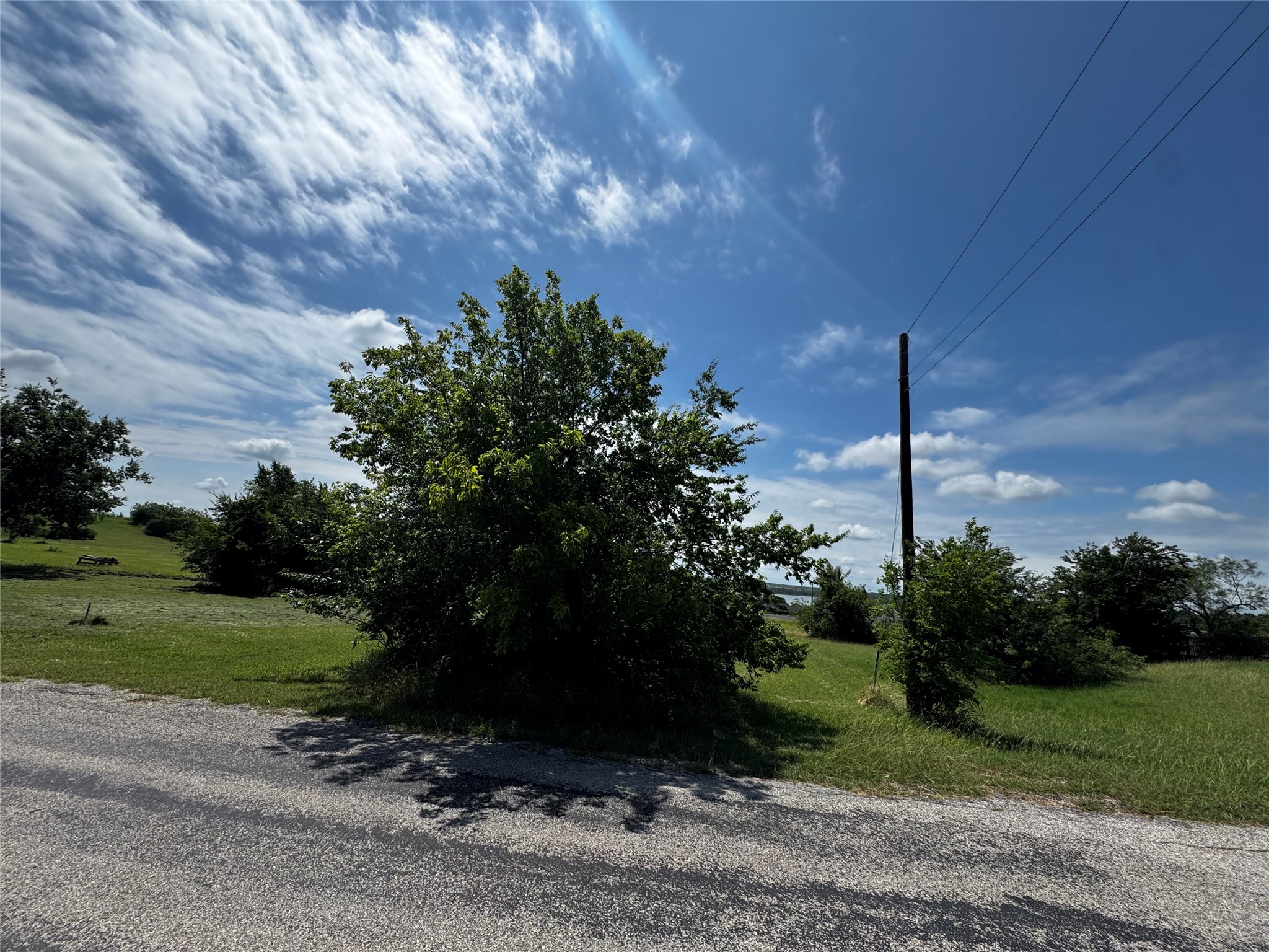 225 Half Moon Way Runaway Bay TX 76426