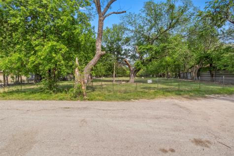 2820 Namur Street Dallas TX 75227