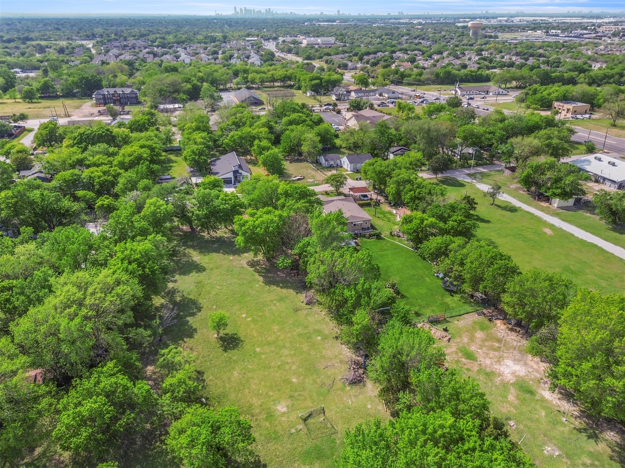2820 Namur Street Dallas TX 75227