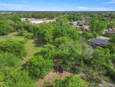 2820 Namur Street Dallas TX 75227
