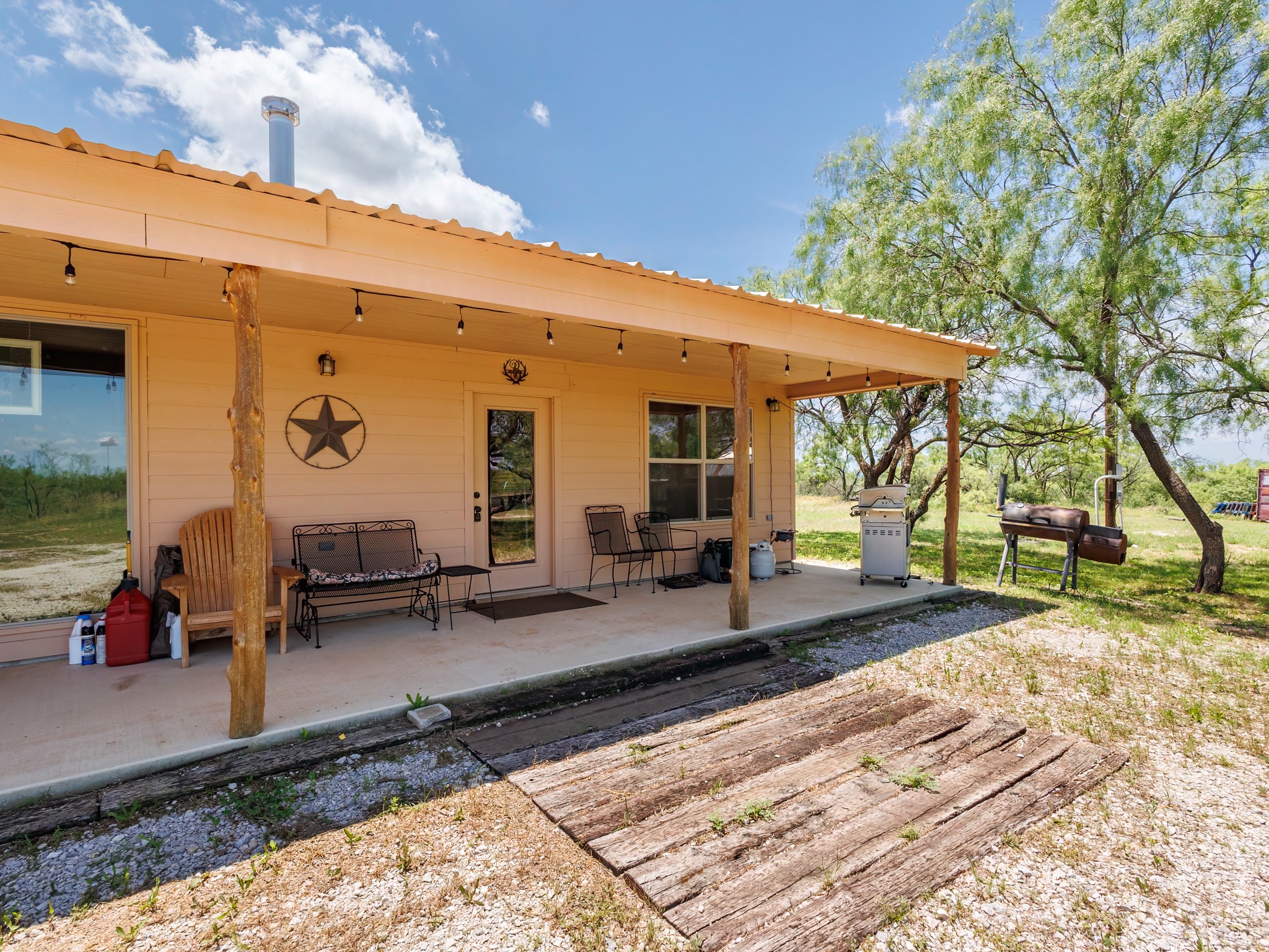 1171 County Road 315 Gouldbusk TX 76845