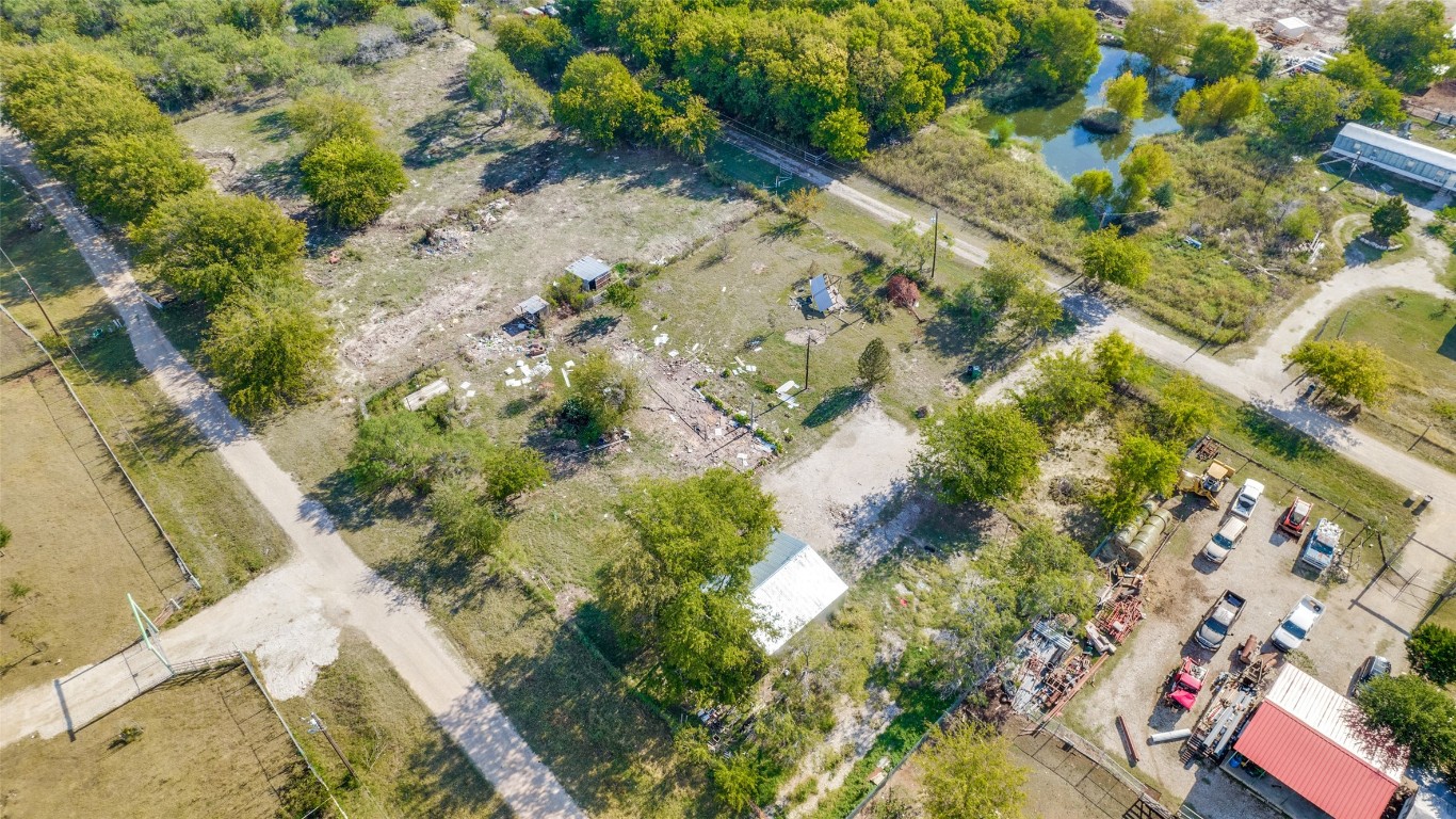 1498 Travis Lane Kaufman TX 75142