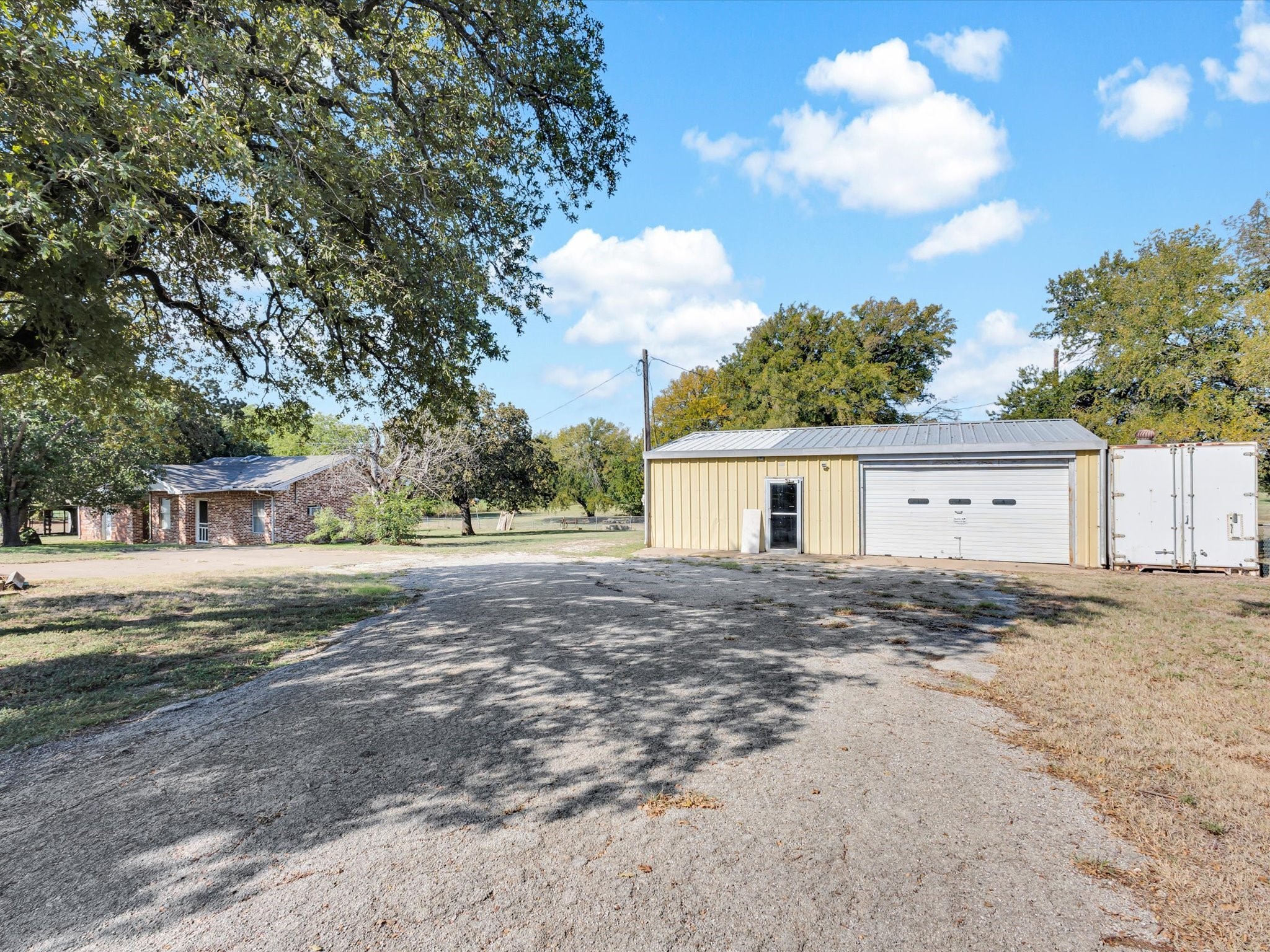 6697 S Fm 730 Azle TX 76020