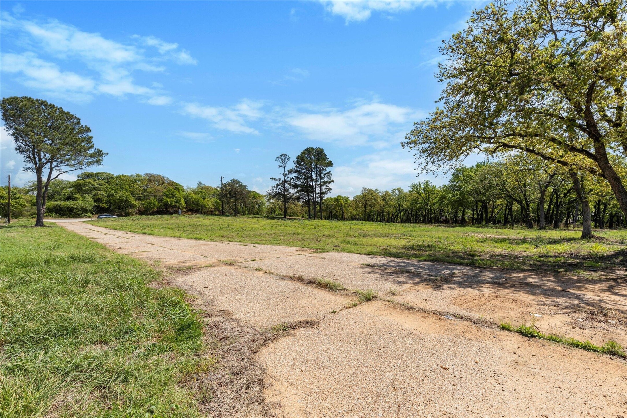 149 W Fm 1830 Argyle TX 76226