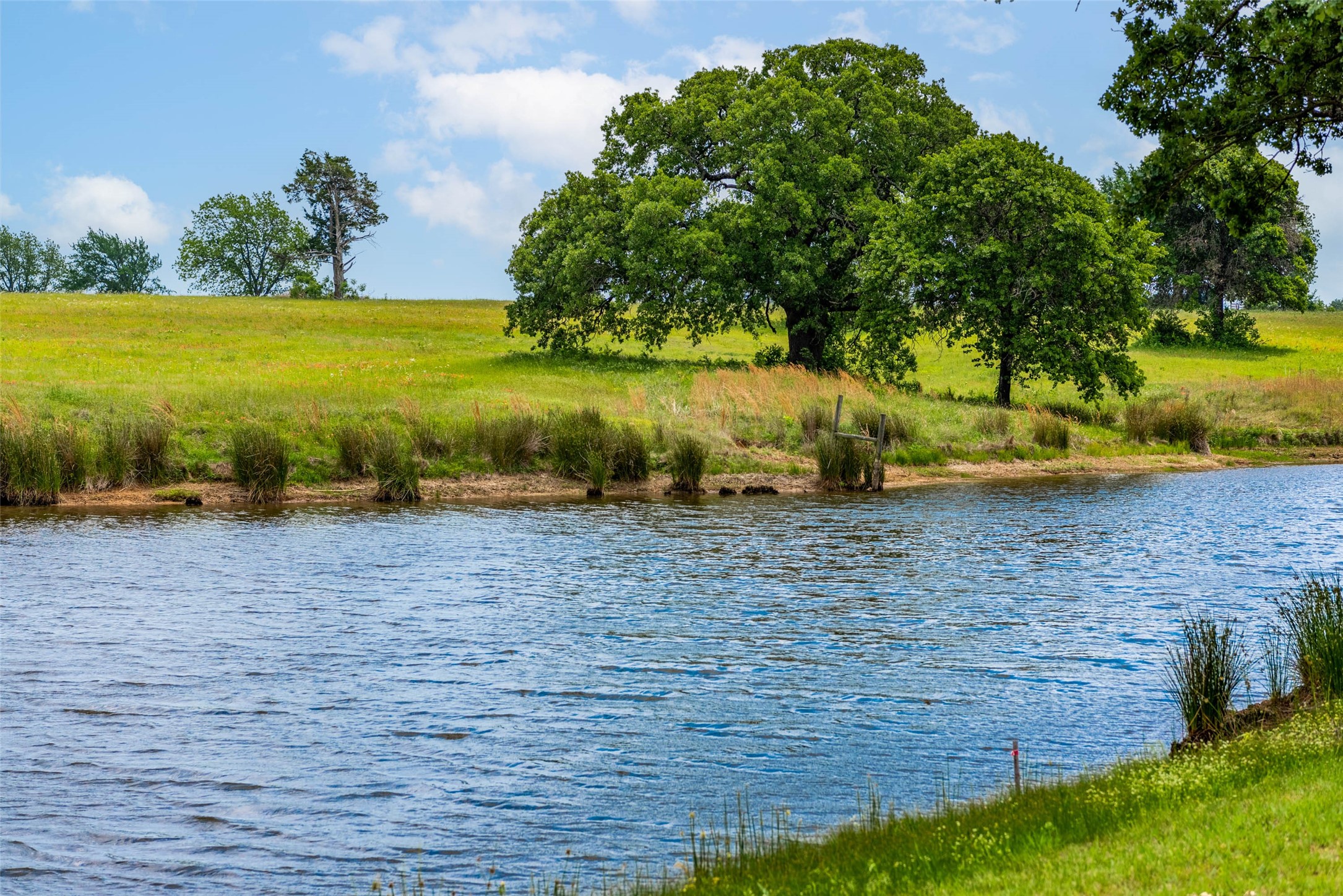 20AC Us Highway 377 Whitesboro TX 76273