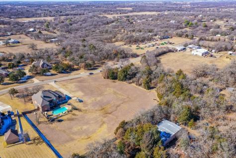 2413 Plantation Drive N Burleson TX 76028