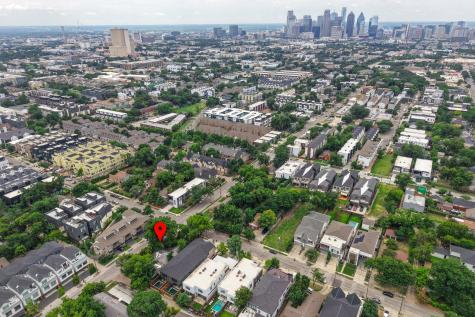 2300 N Prairie Avenue Dallas TX 75204