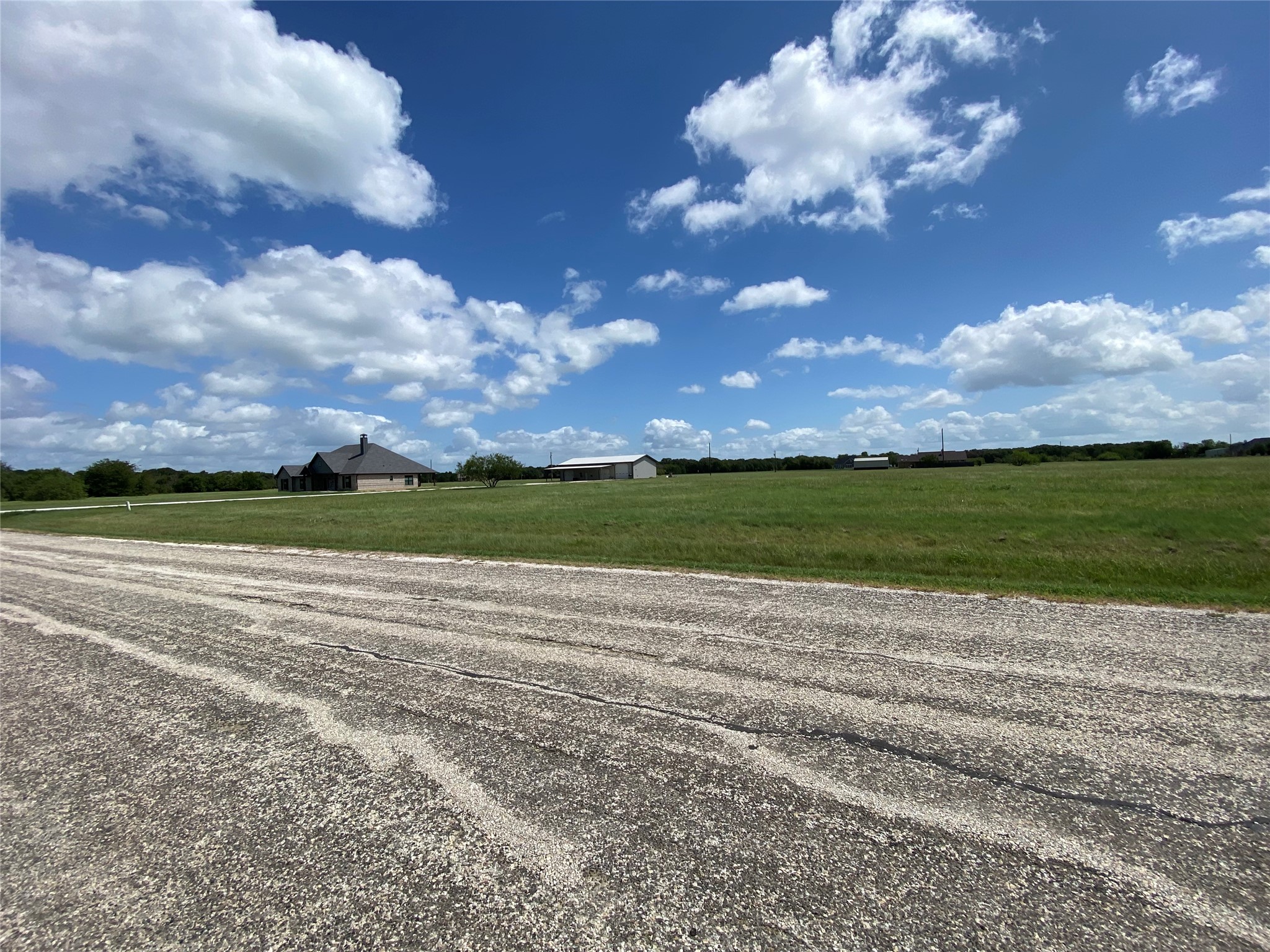 Lt 300 Cowboy Drive Mildred TX 75109