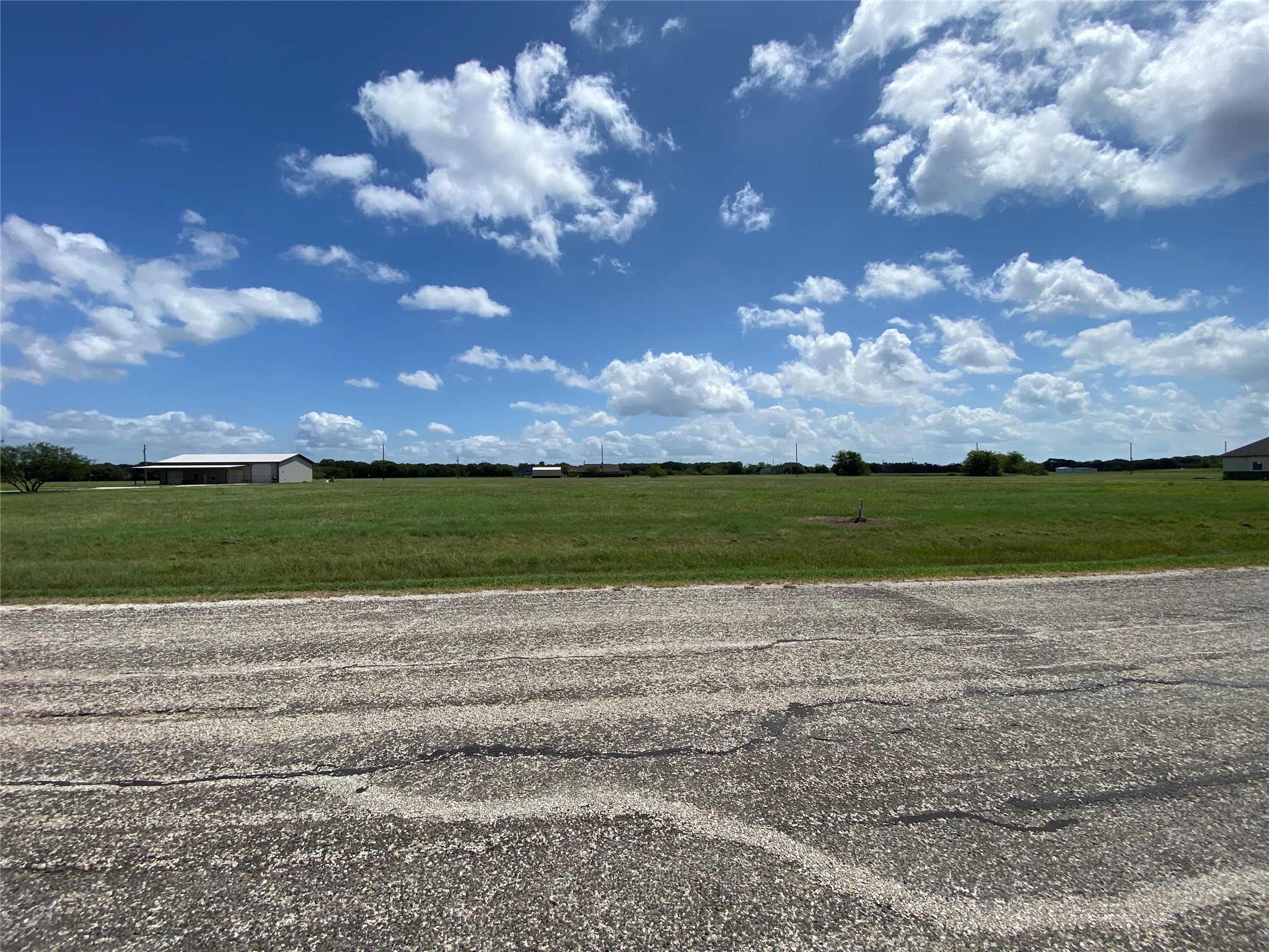Lt 300 Cowboy Drive Mildred TX 75109