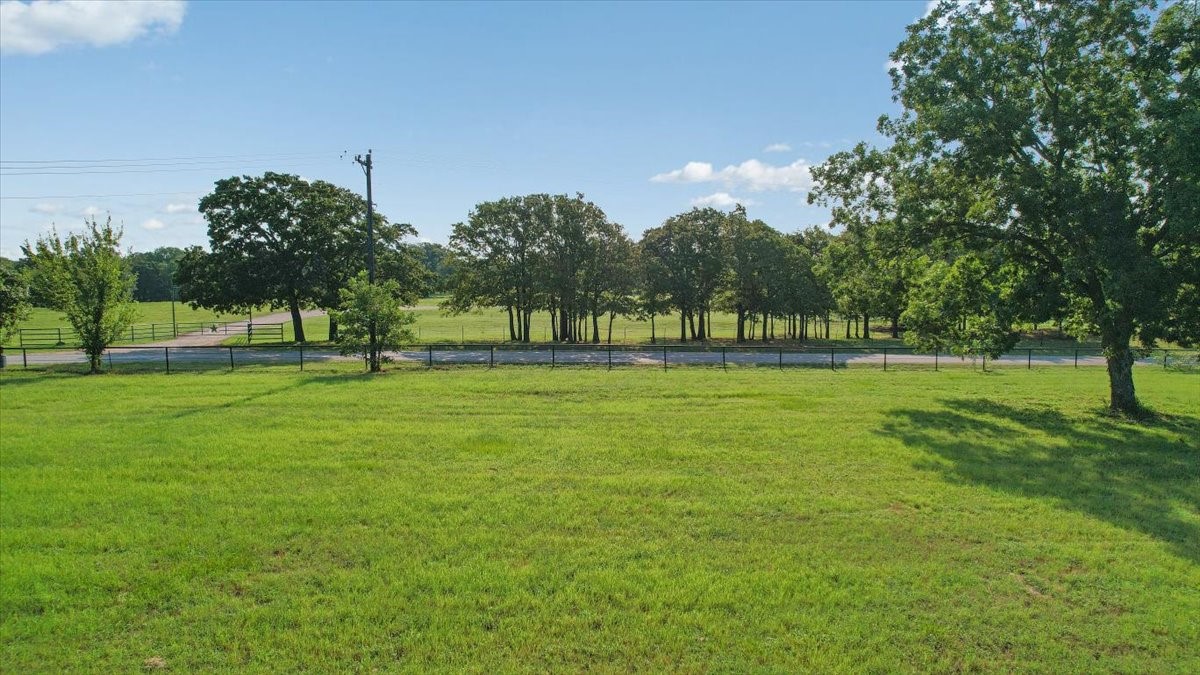 265 Toscana Circle Gordonville TX 76245