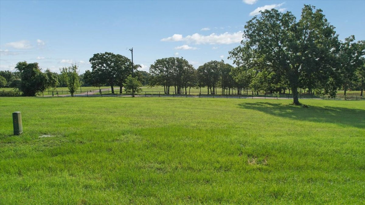265 Toscana Circle Gordonville TX 76245