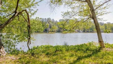 1217 Chateau Lane Lindale TX 75771