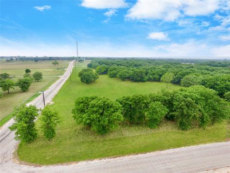 110 Private Road 2161 Iredell TX 76649