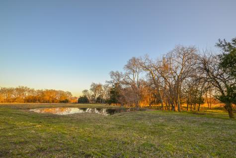 1392 E Us Highway 69 Point TX 75472