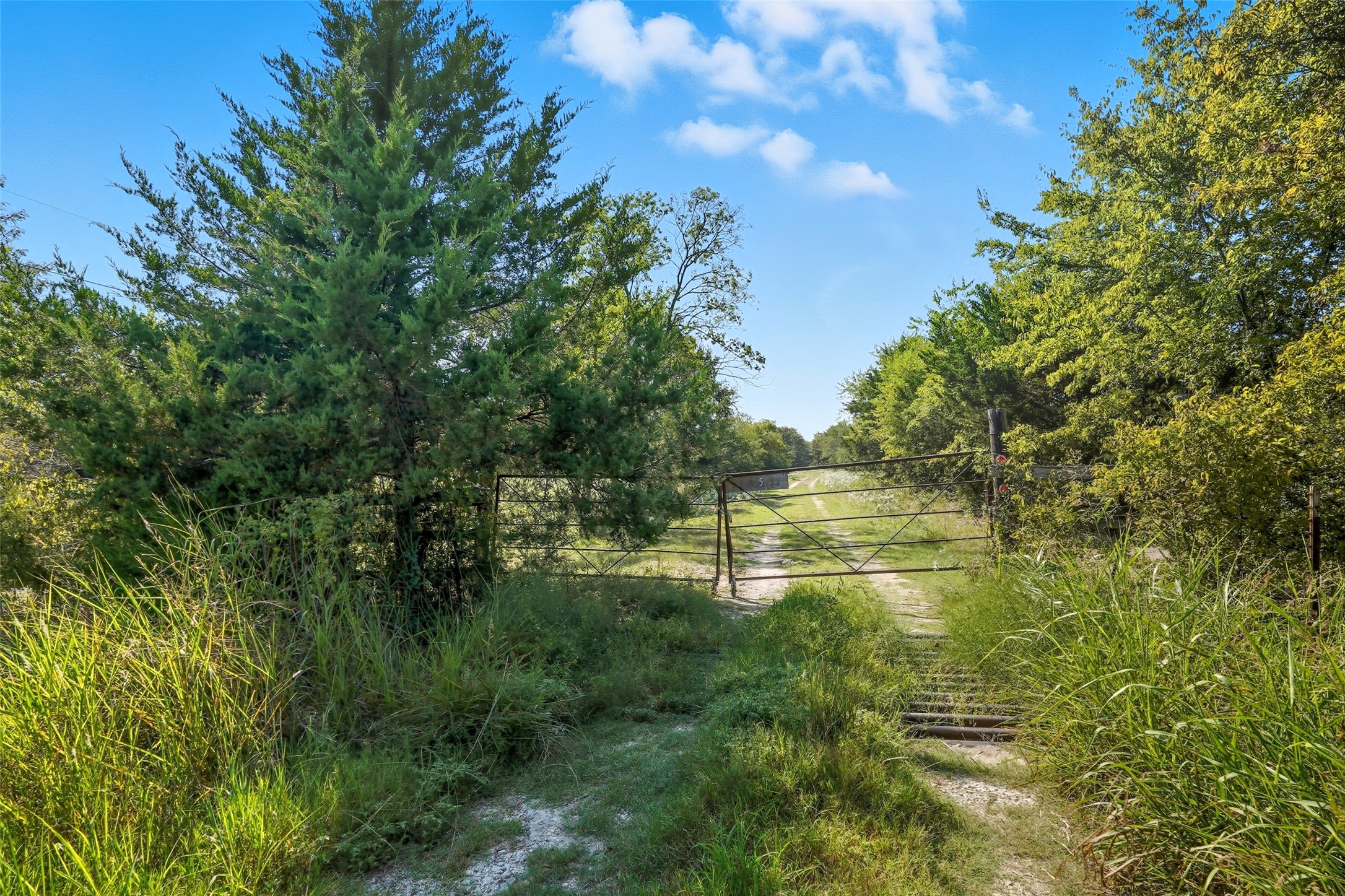 3855 County Road 3410 Lone Oak TX 75453