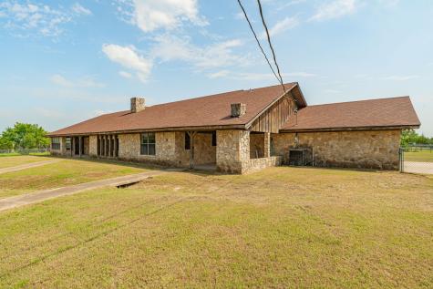 5544 Fm 927 Walnut Springs TX 76690
