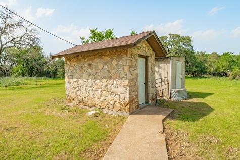 5544 Fm 927 Walnut Springs TX 76690