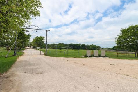 1307 County Road 2120 Meridian TX 76665