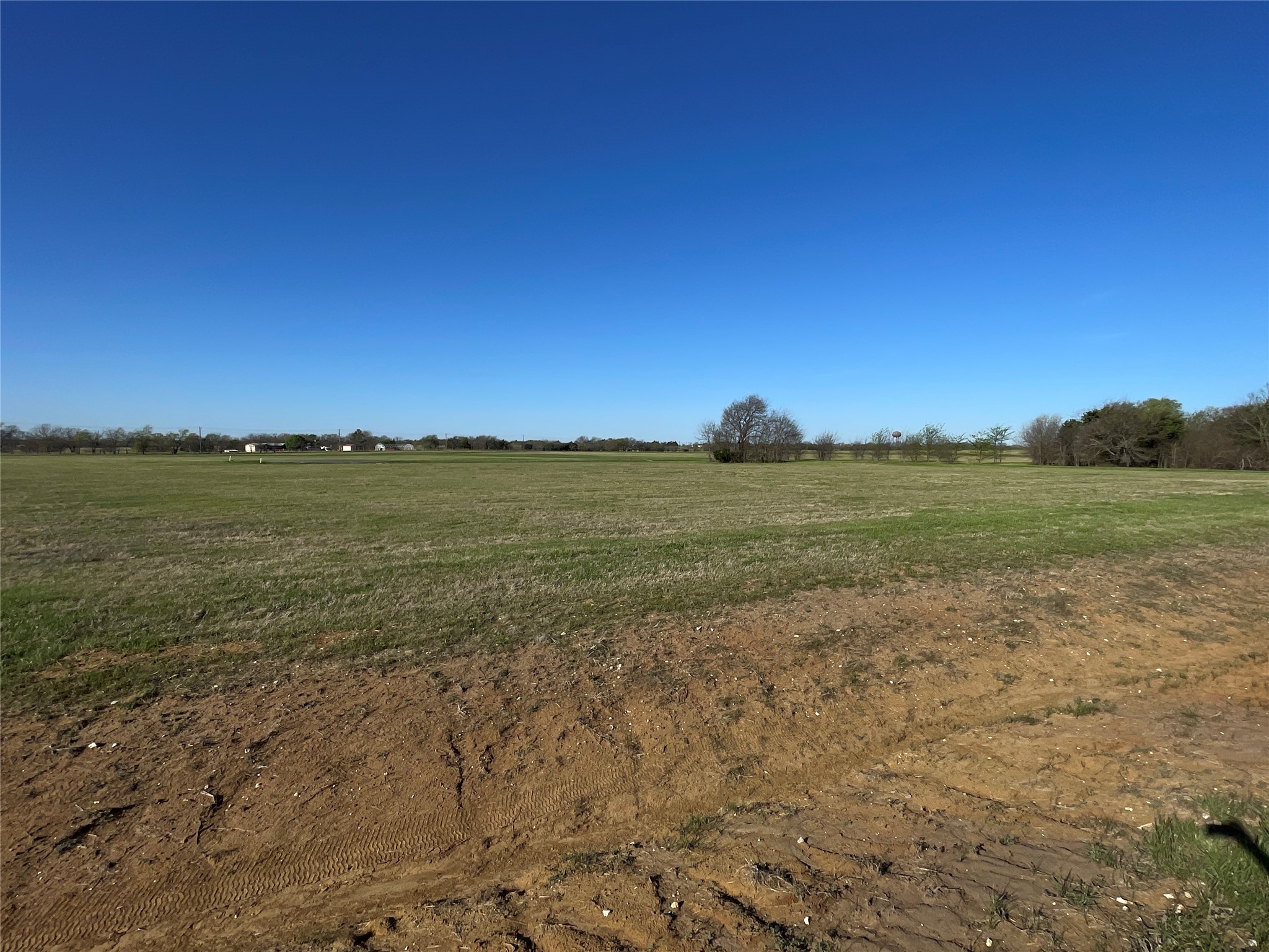 136 W Lake Street Gordonville TX 76245