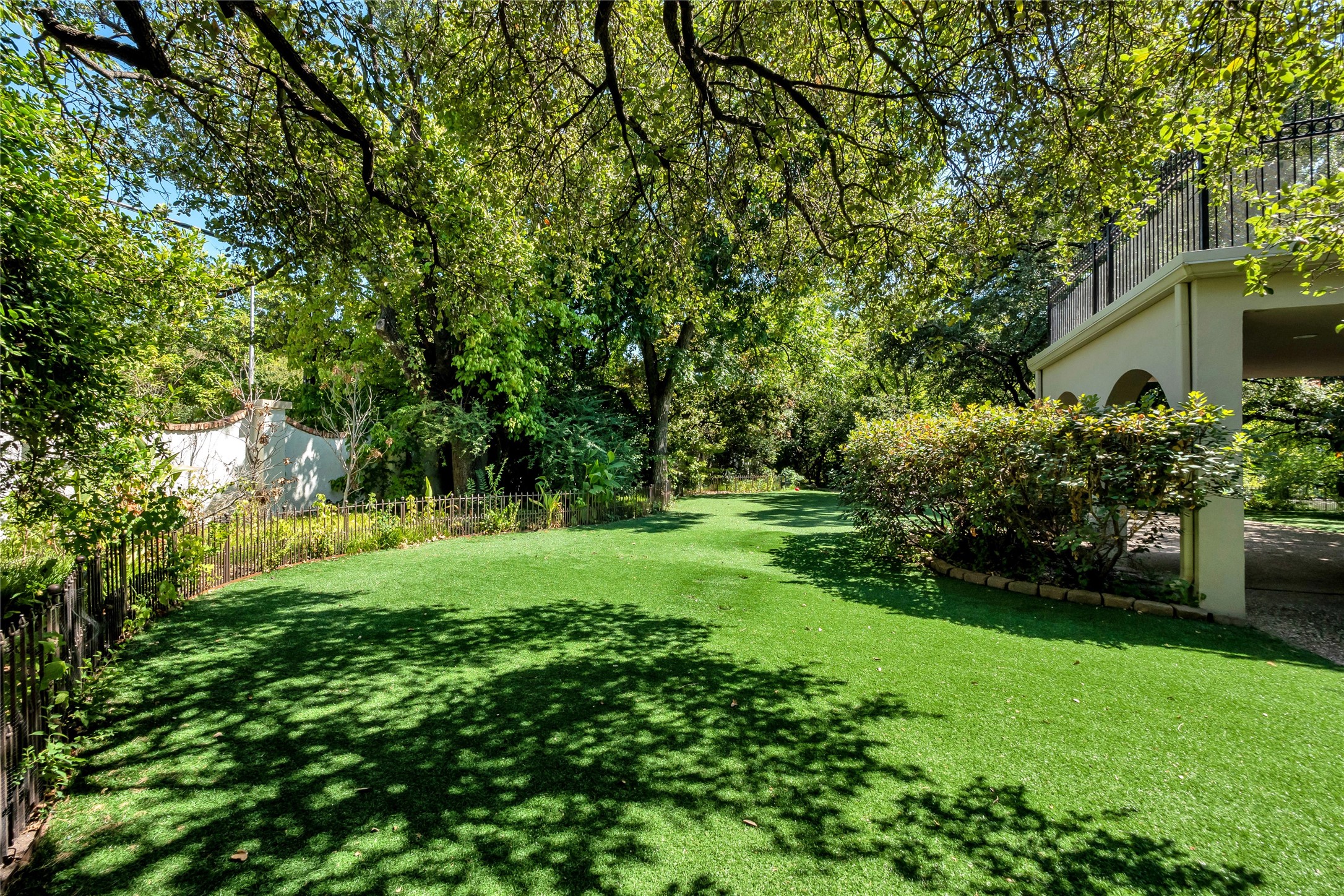 9909 Preston Road Dallas TX 75230