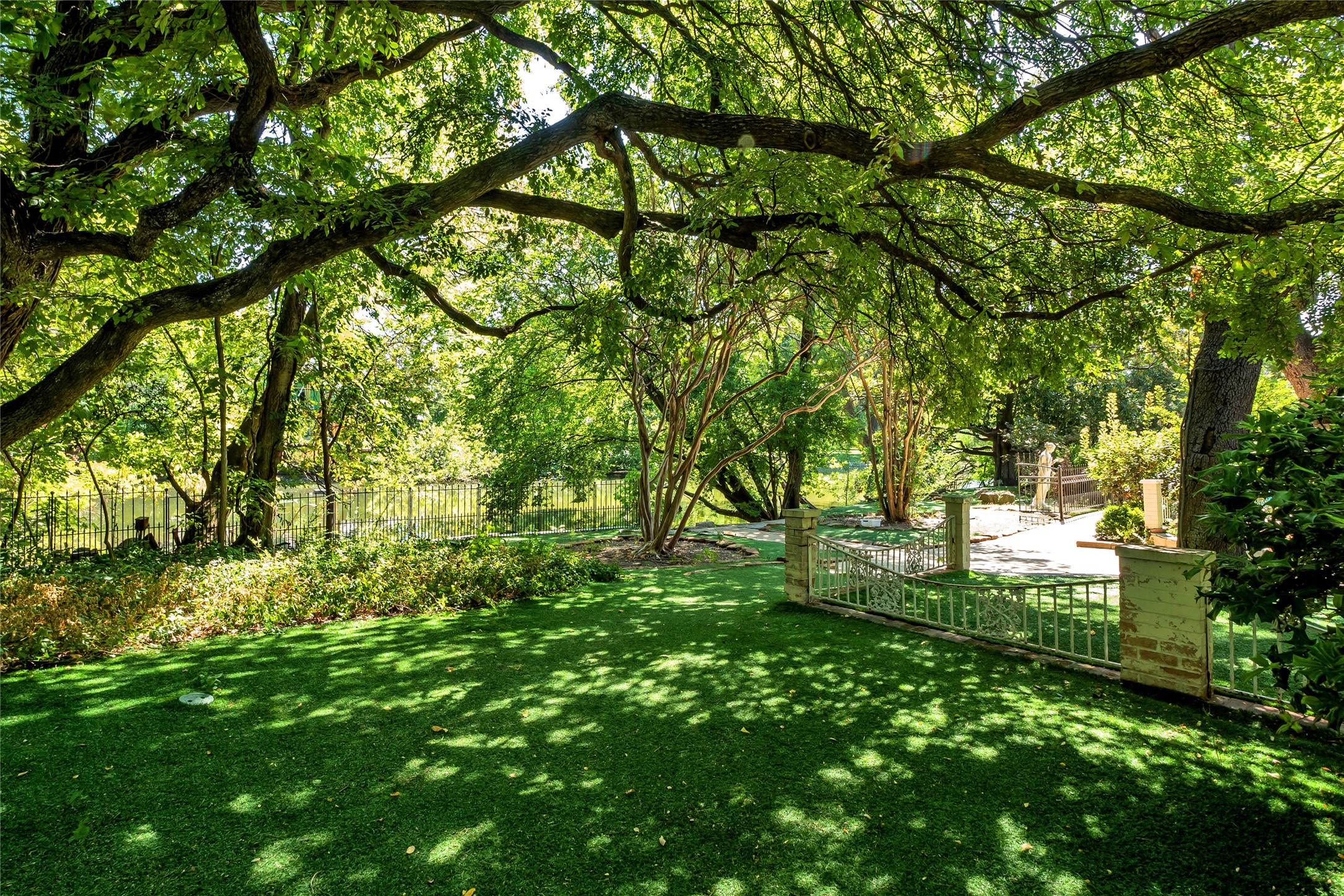 9909 Preston Road Dallas TX 75230