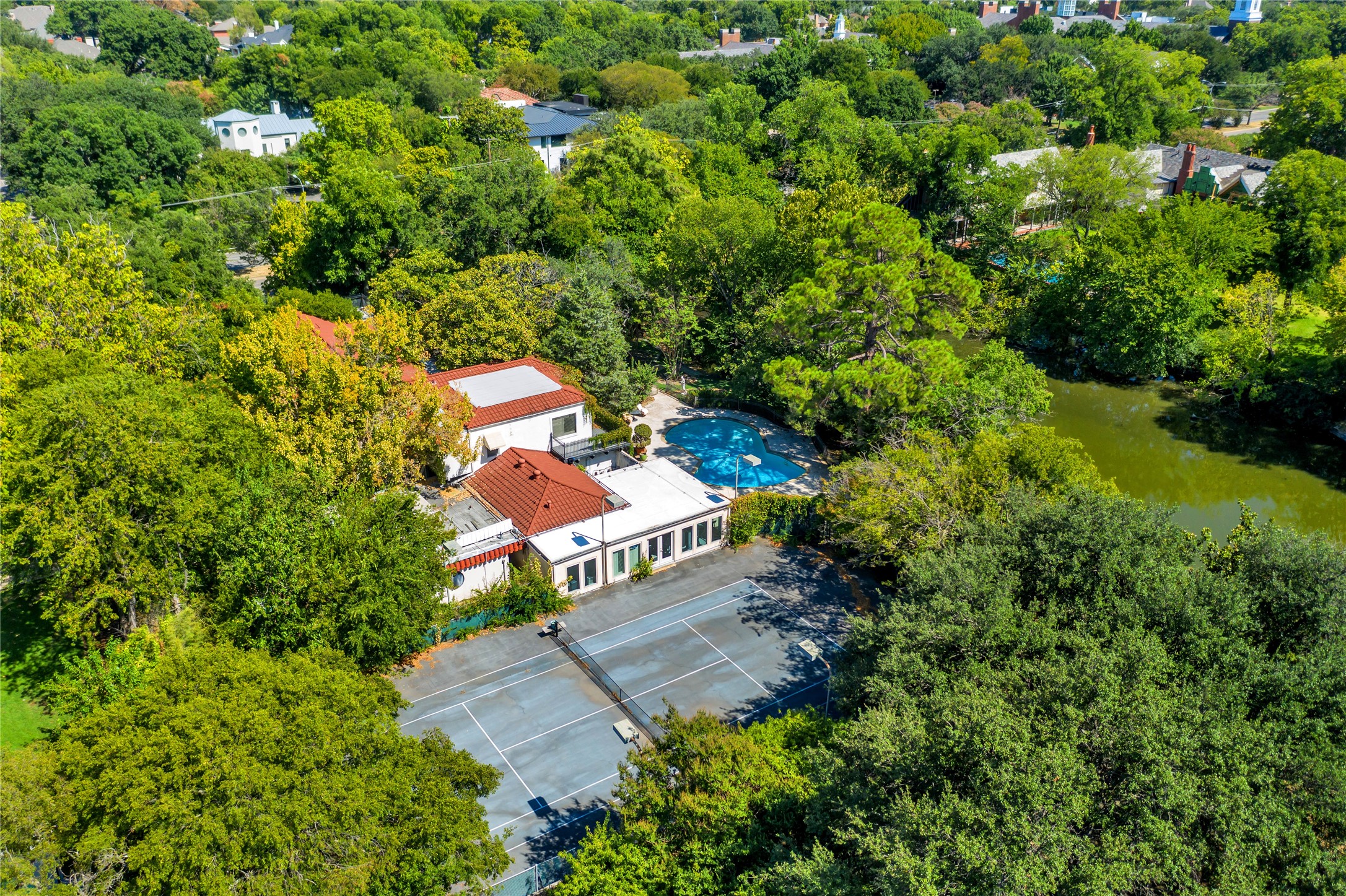 9909 Preston Road Dallas TX 75230