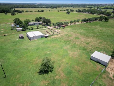 198 Private Road 1648 Road Chico TX 76431