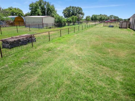 198 Private Road 1648 Road Chico TX 76431