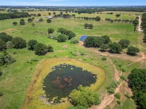 198 Private Road 1648 Road Chico TX 76431