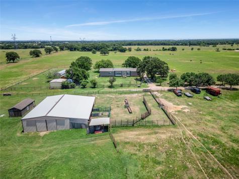 198 Private Road 1648 Road Chico TX 76431