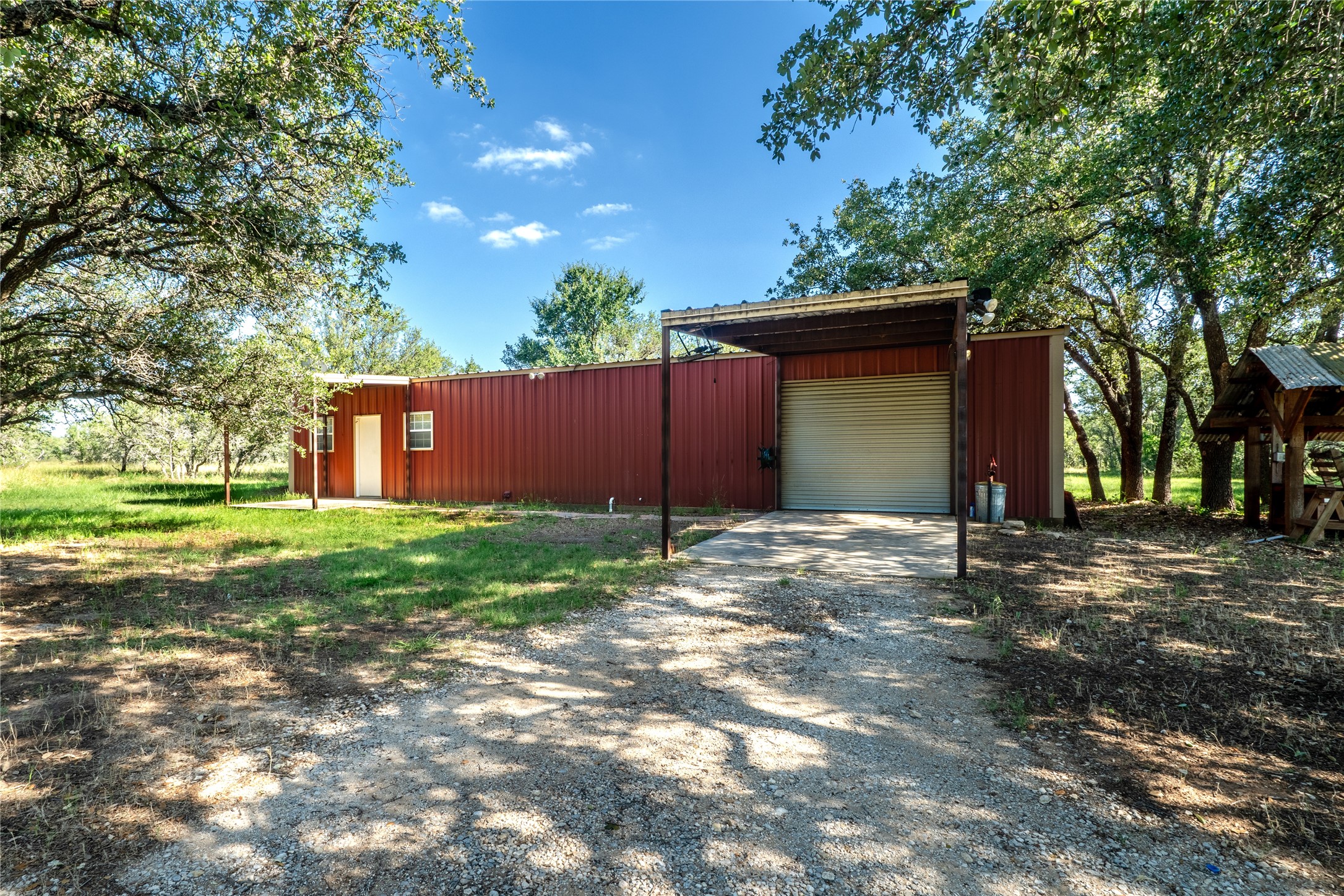 400 County Road 186 De Leon TX 76444
