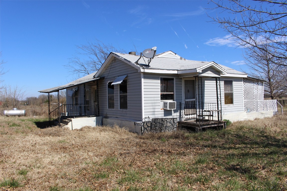 307 County Road 2870 Honey Grove TX 75446
