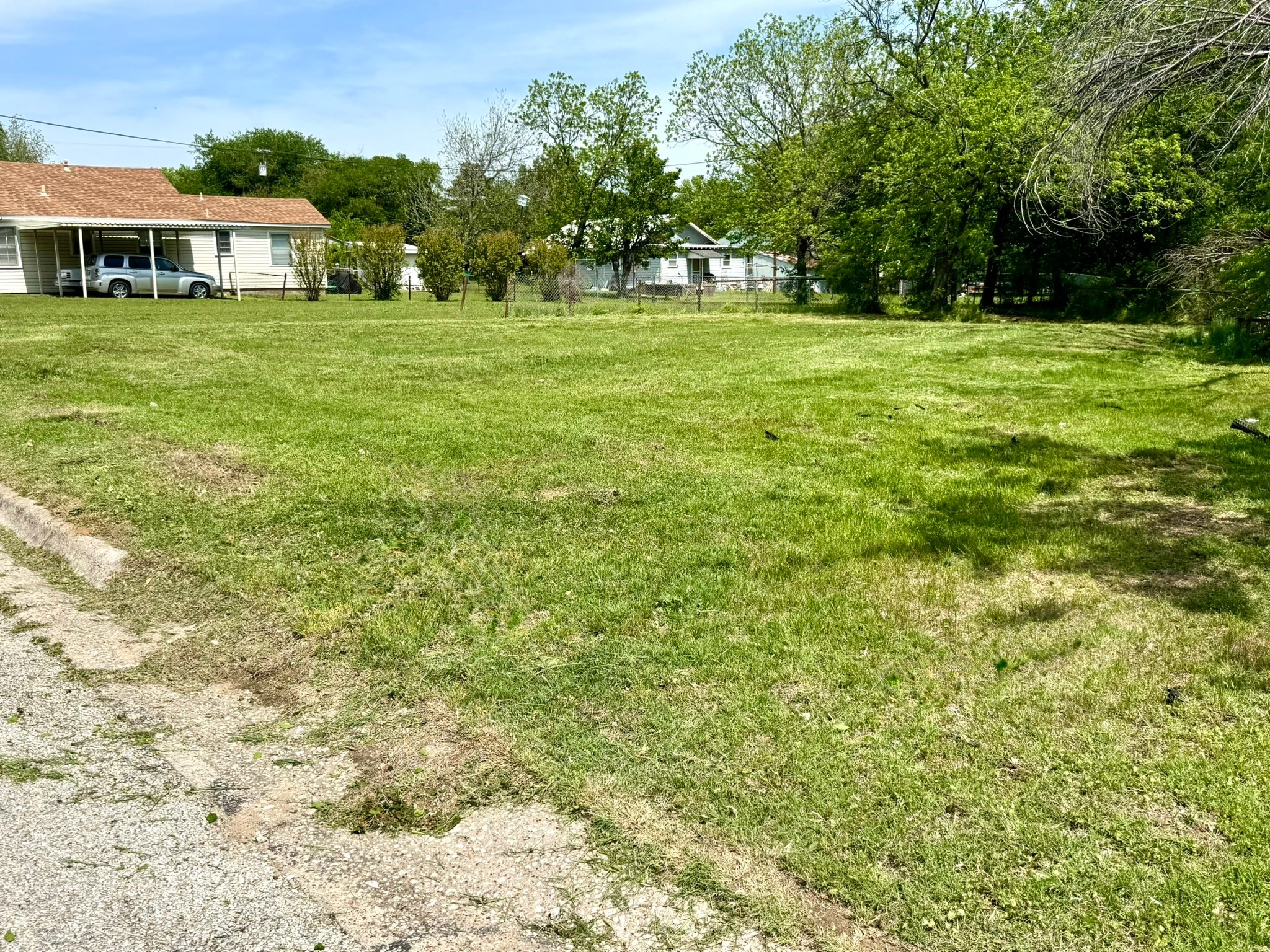 205 W Houston Street Bowie TX 76230