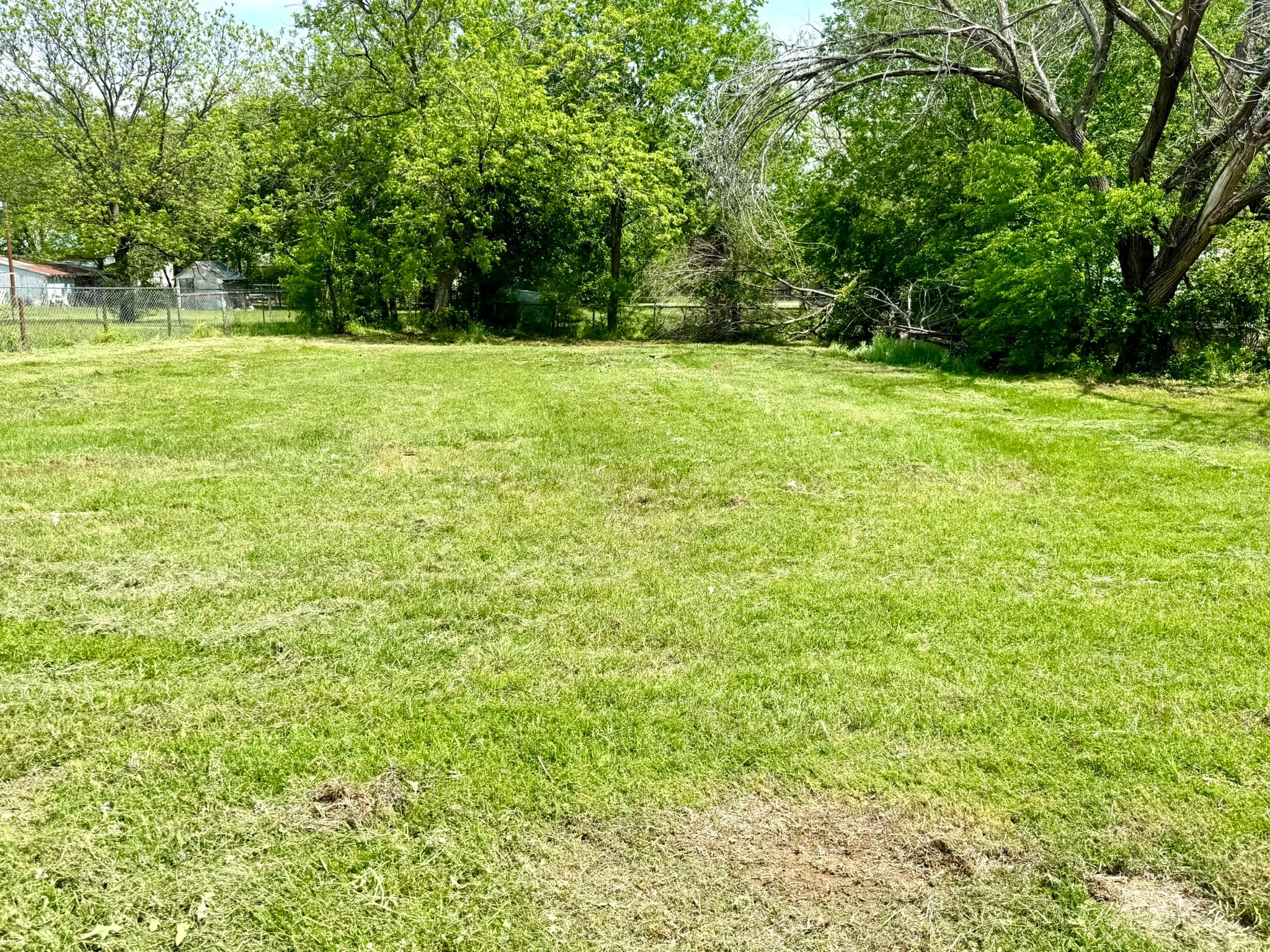 205 W Houston Street Bowie TX 76230