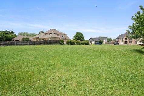 1204 Pioneer Trail Bonham TX 75418