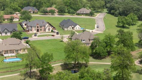 1204 Pioneer Trail Bonham TX 75418