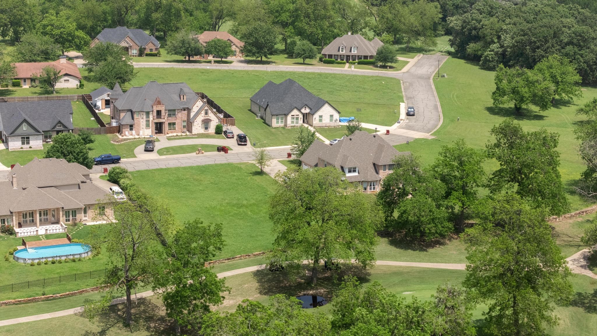1204 Pioneer Trail Bonham TX 75418
