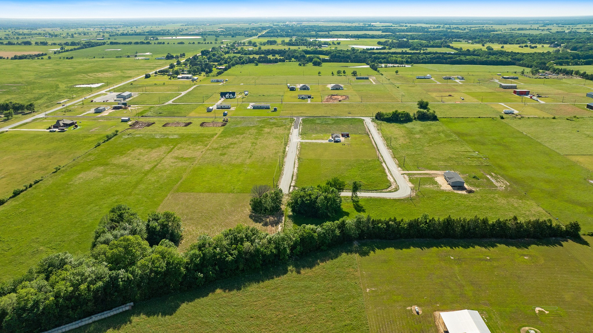 434 Private Road 33085 Sumner TX 75486