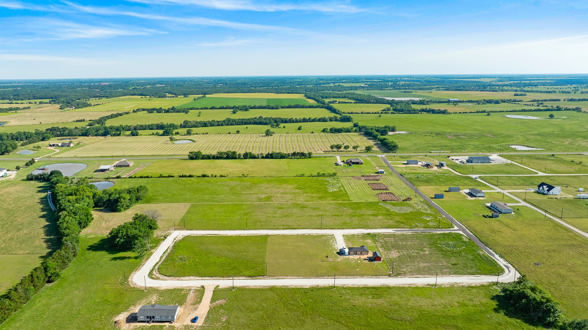 434 Private Road 33085 Sumner TX 75486