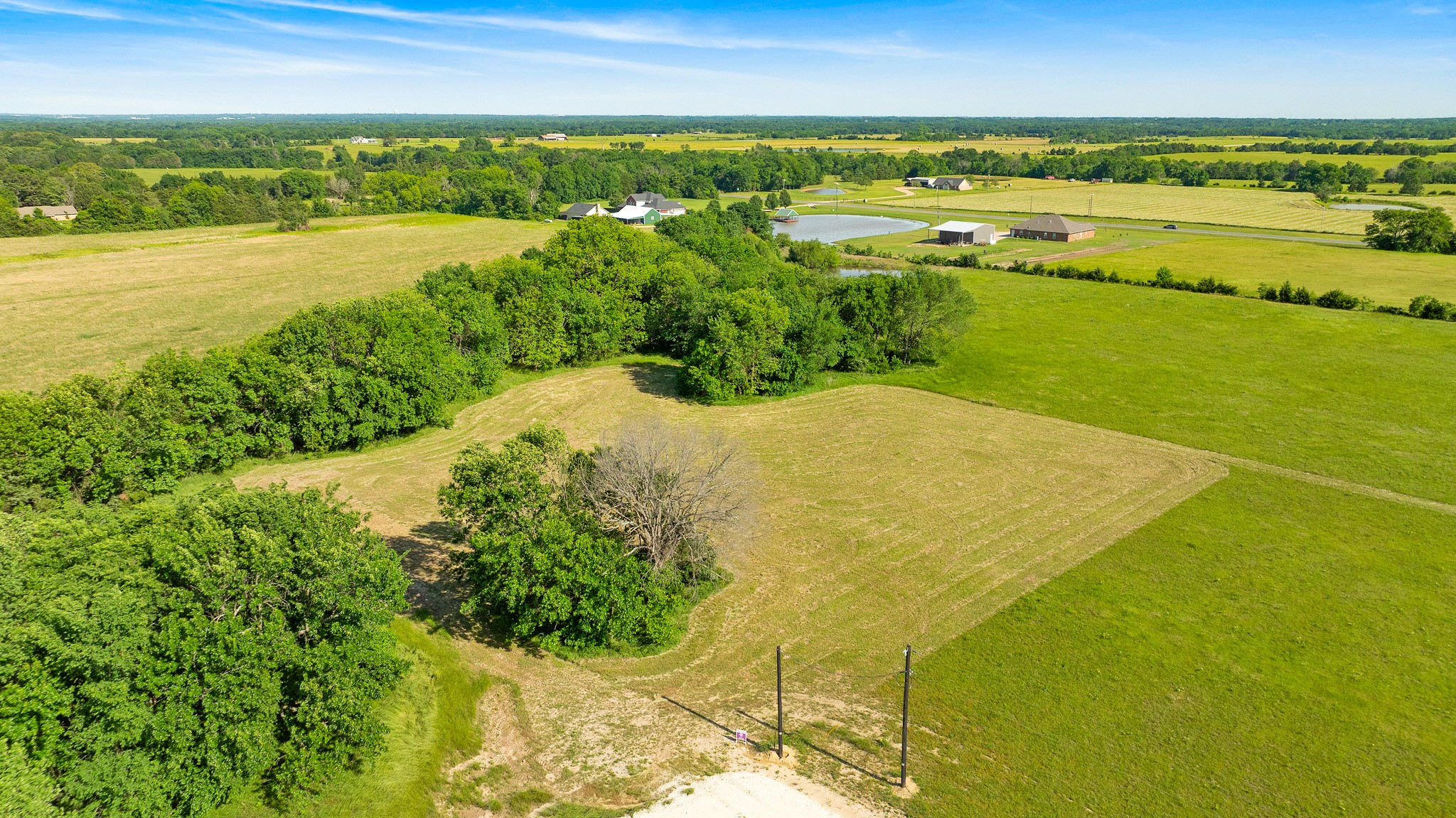 434 Private Road 33085 Sumner TX 75486