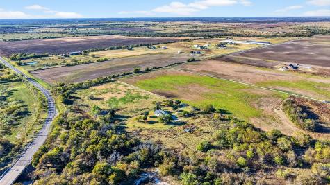 120 Vaughan Tioga TX 76271
