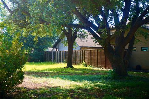 7221 Kaywood Drive Dallas TX 75209