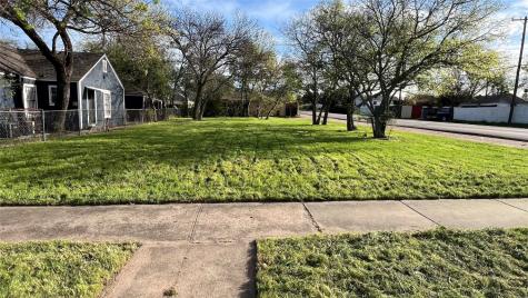 3726 Mount Ranier Street Dallas TX 75211
