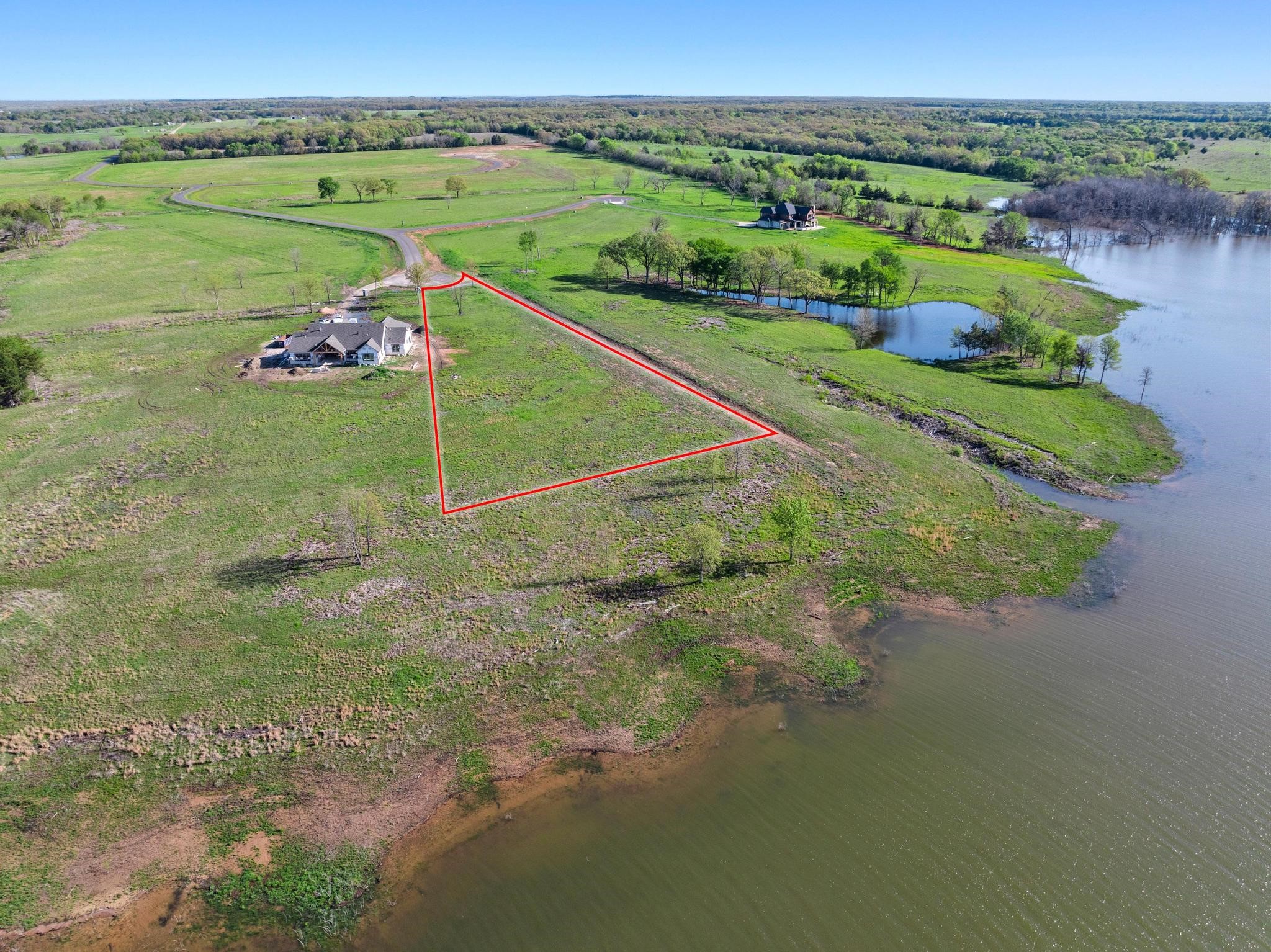 381 Lakewood Lane Honey Grove TX 75446