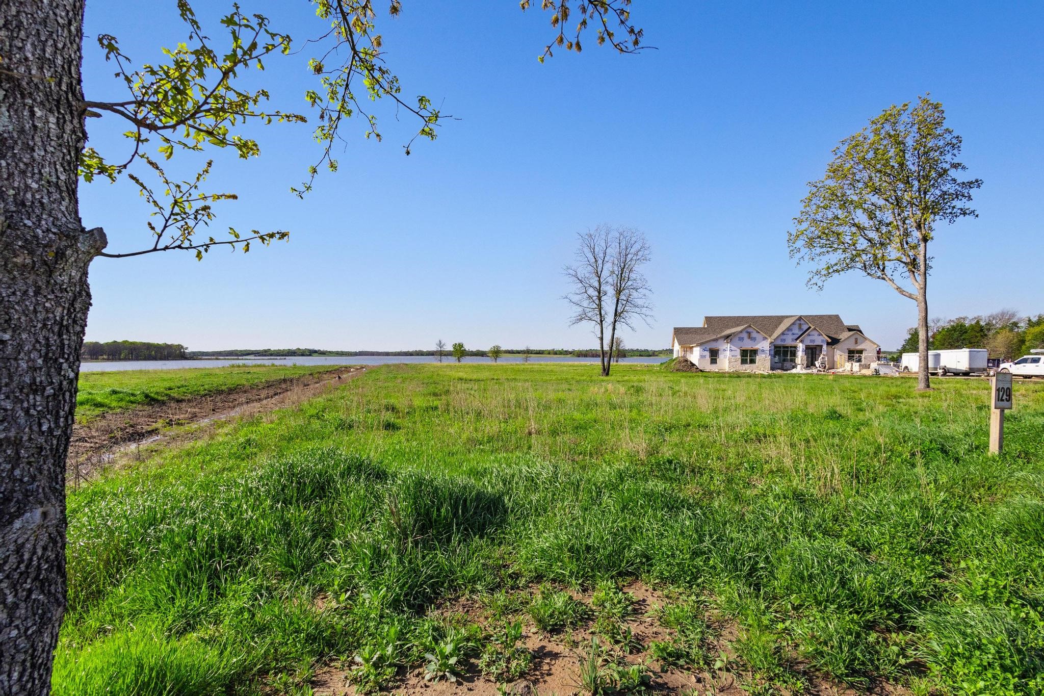 381 Lakewood Lane Honey Grove TX 75446