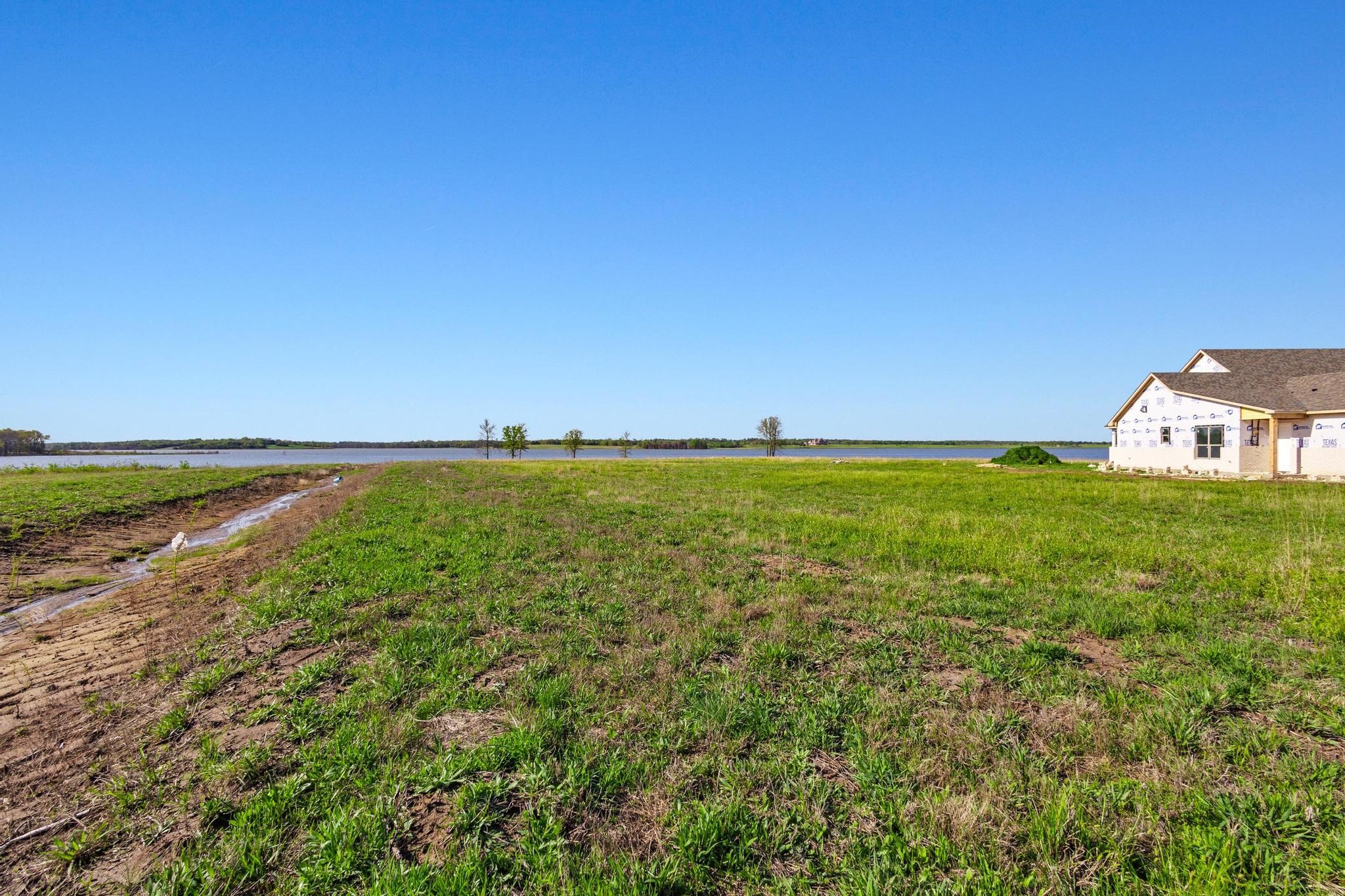 381 Lakewood Lane Honey Grove TX 75446