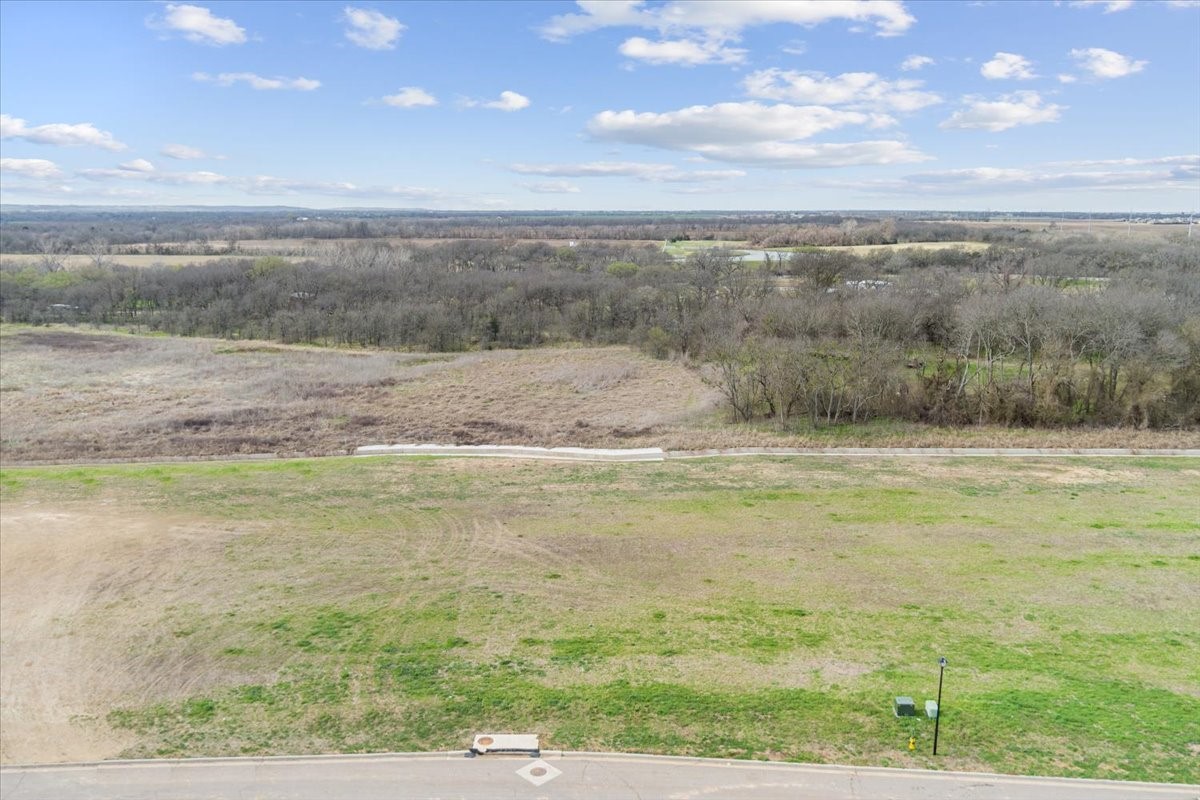 109 Amistad Circle Mcgregor TX 76657