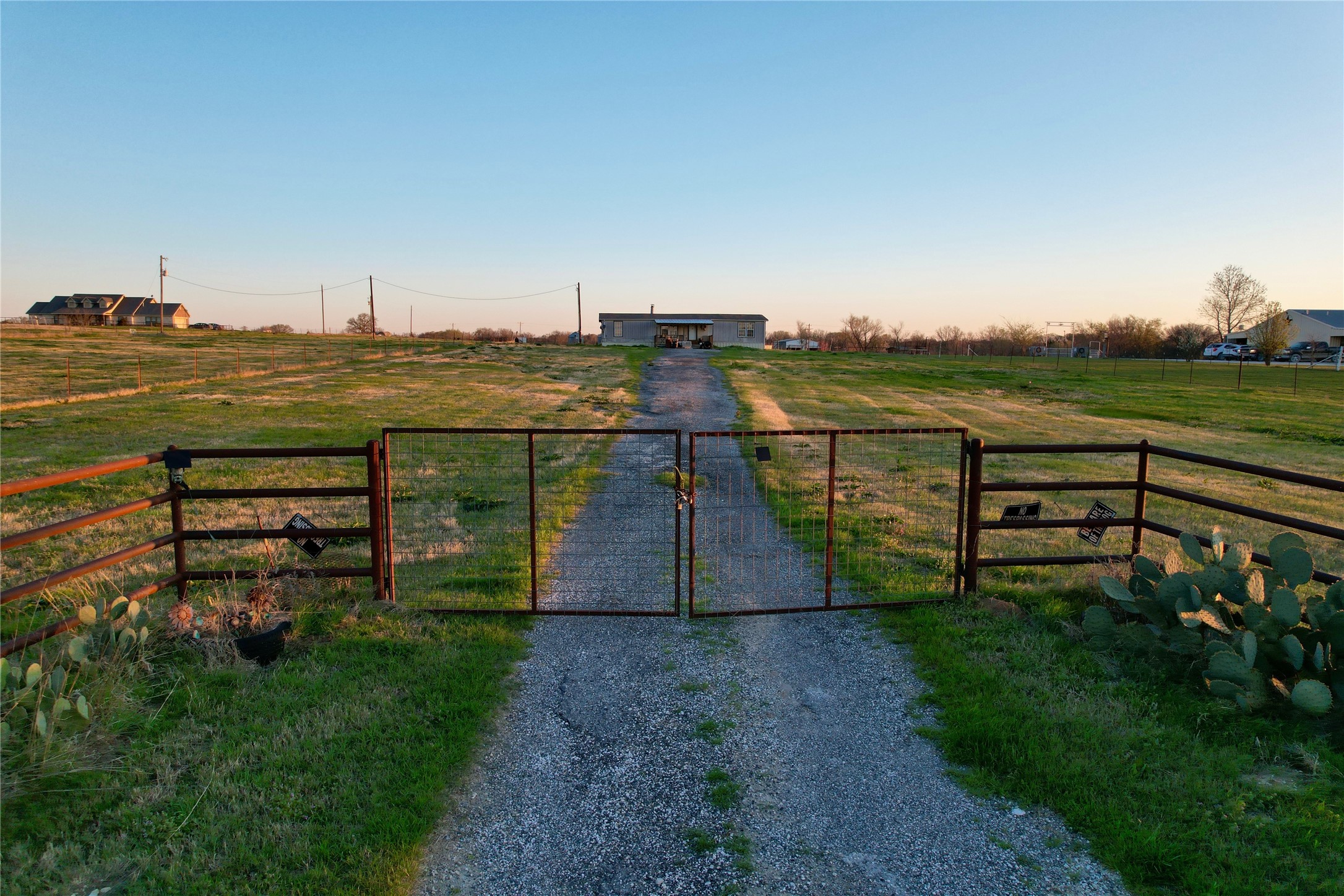 771 County Road 121 Gainesville TX 76240