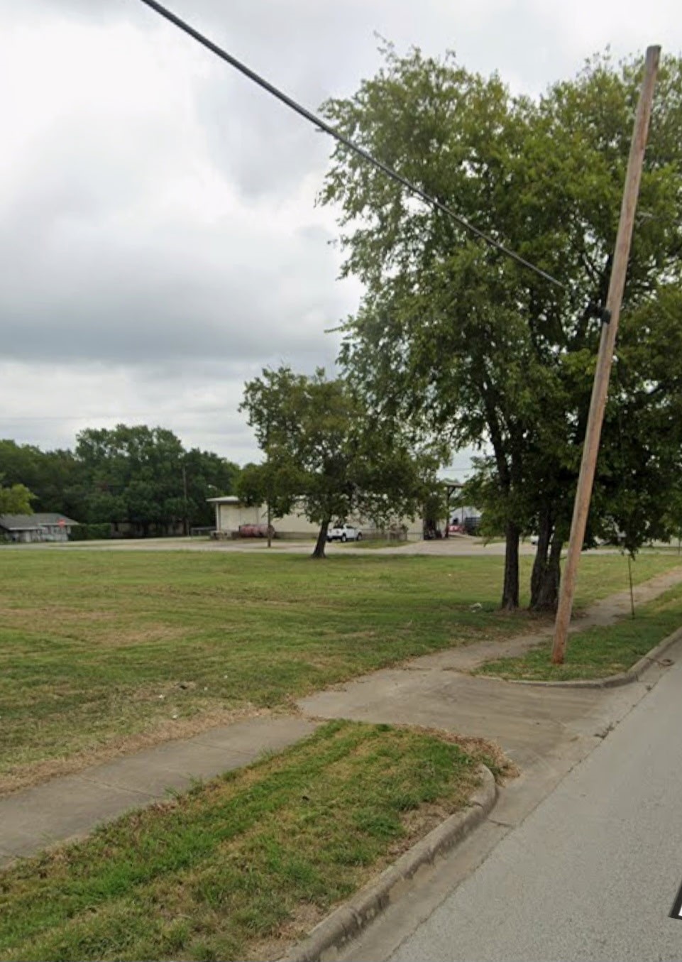 501 E Mulberry Street Kaufman TX 75142