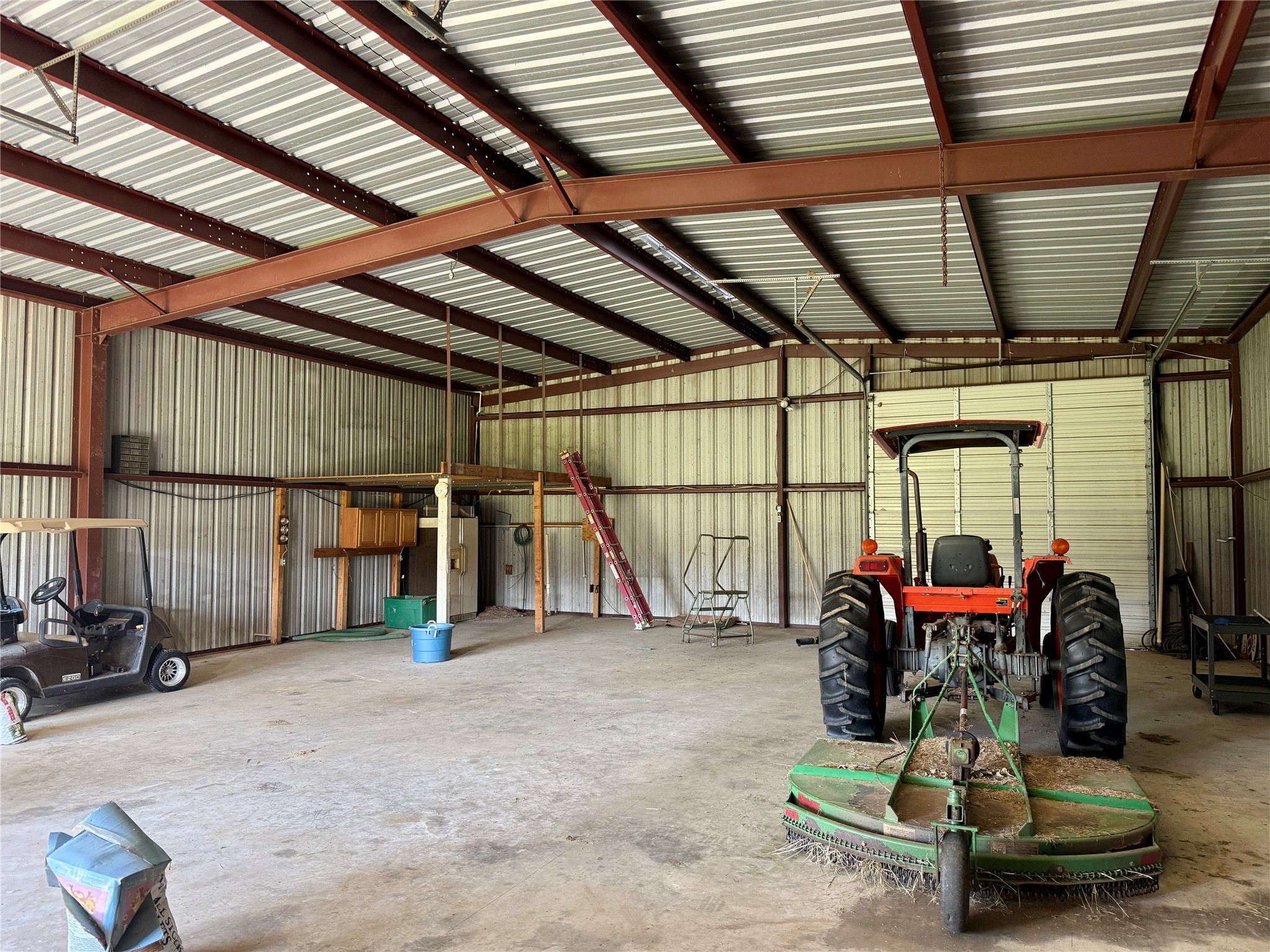 15125 County Road 2350 Streetman TX 75859